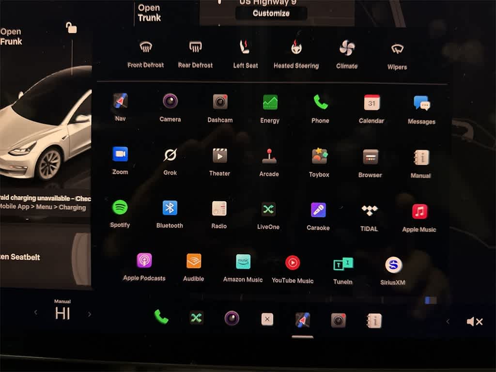 Thumbnail: 2023 Tesla Model 3 - 21