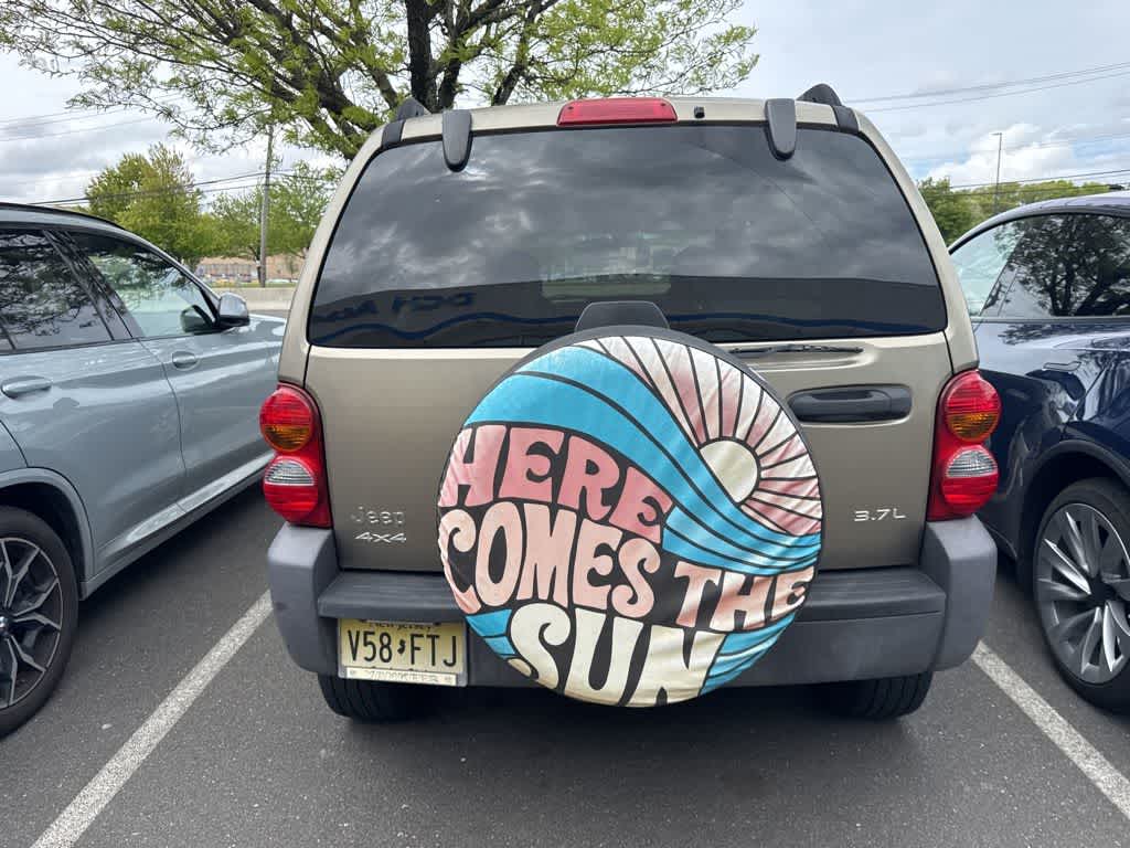 Thumbnail: 2004 Jeep Liberty - 3