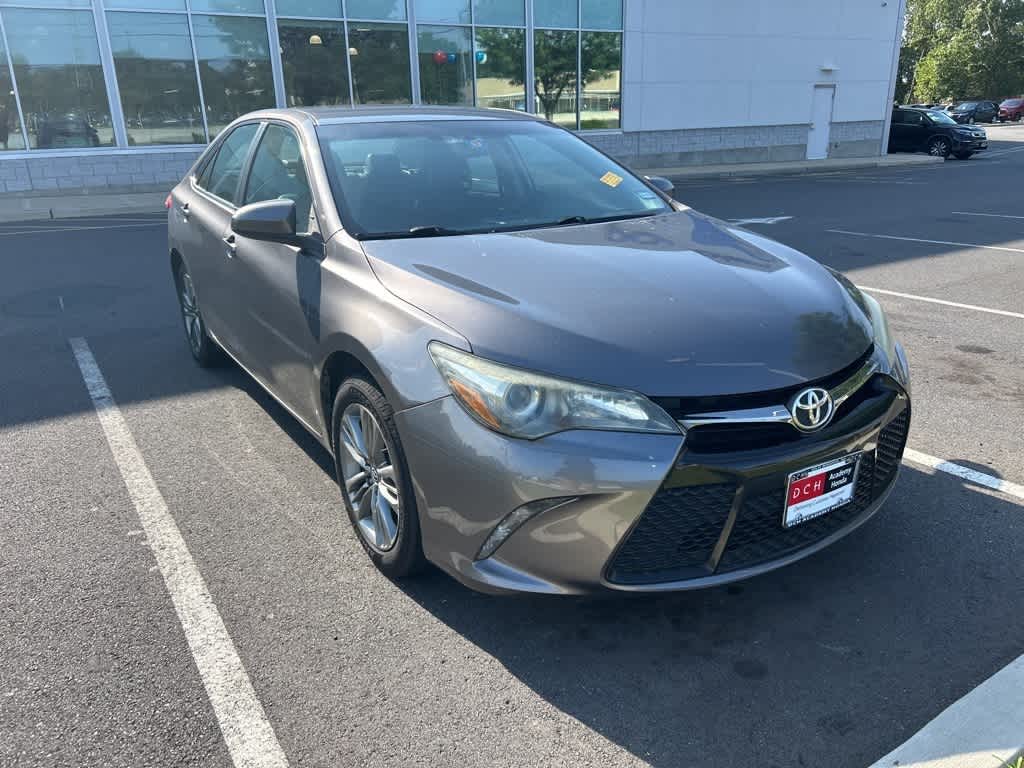 Thumbnail: 2016 Toyota Camry - 3