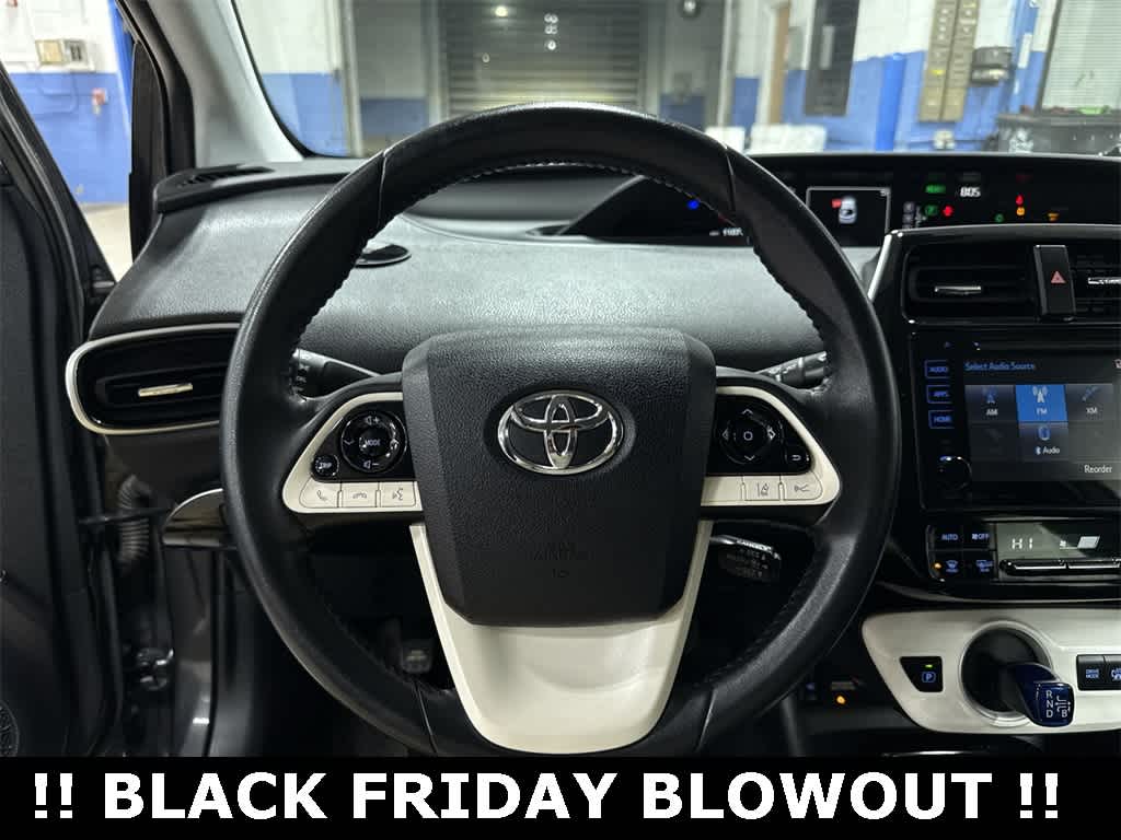 Thumbnail: 2017 Toyota Prius Prime - 18