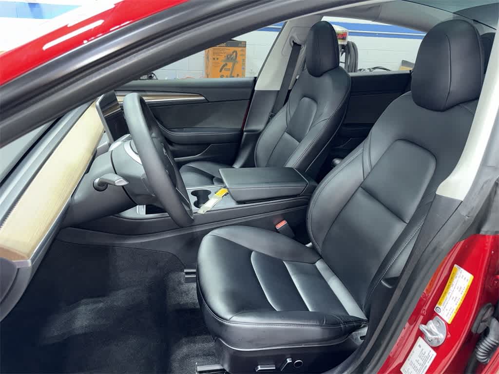 Thumbnail: 2023 Tesla Model 3 - 15