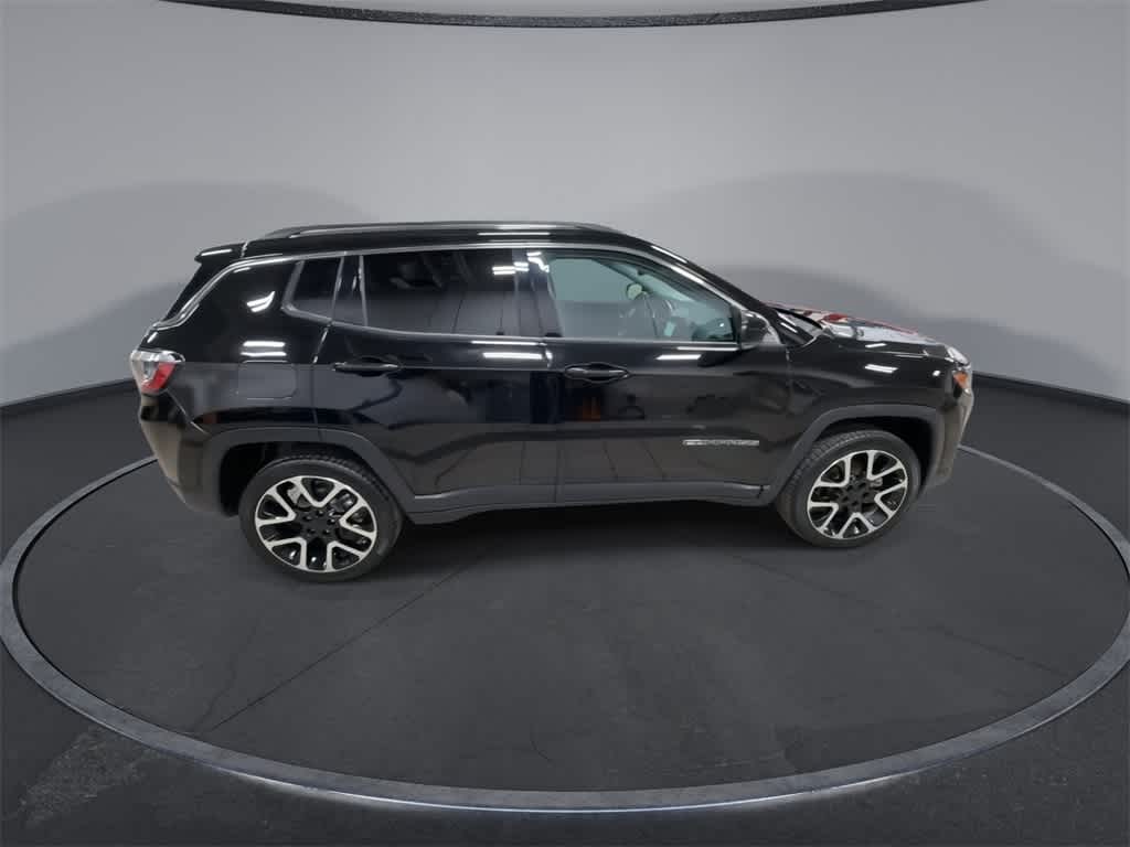 Thumbnail: 2021 Jeep Compass - 9