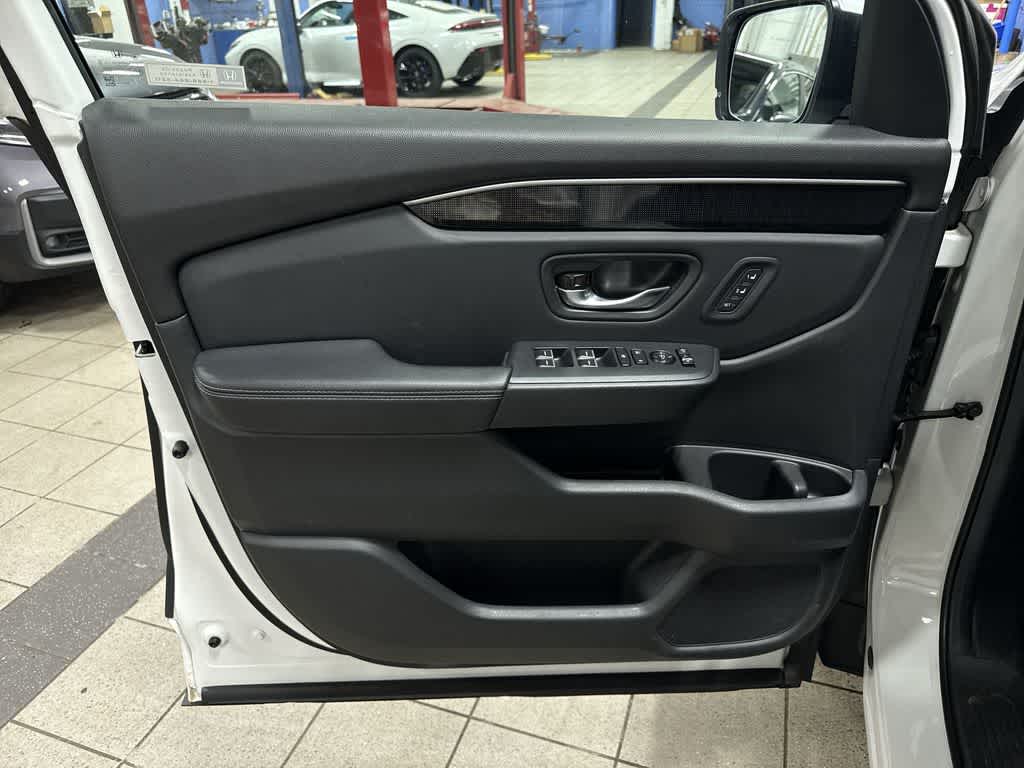 Thumbnail: 2023 Honda Pilot - 34