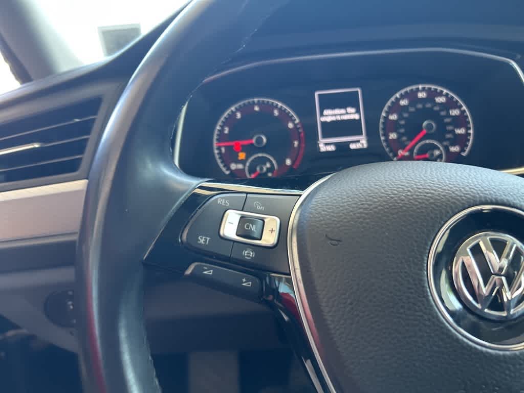 Thumbnail: 2019 Volkswagen Jetta - 16