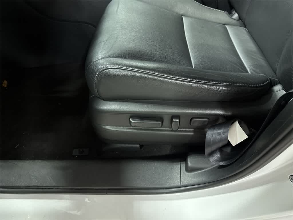 Thumbnail: 2022 Honda Pilot - 24