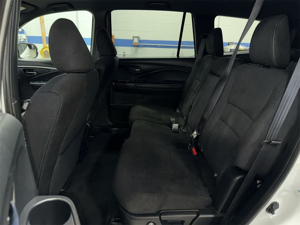Thumbnail: 2022 Honda Pilot - 16
