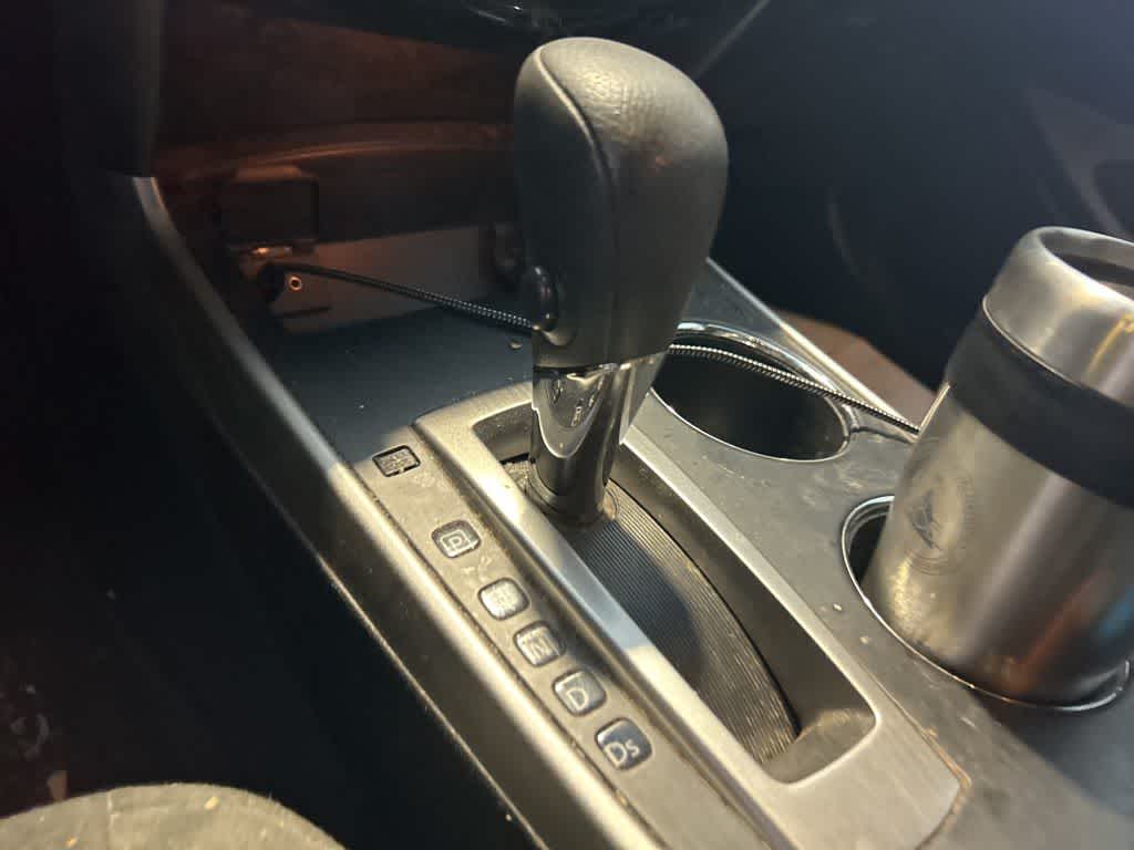 Thumbnail: 2015 Nissan Altima - 16