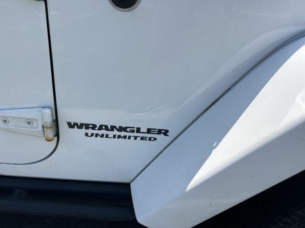 Thumbnail: 2015 Jeep Wrangler - 7
