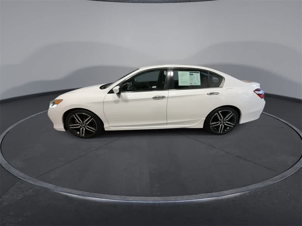 Thumbnail: 2017 Honda Accord - 5