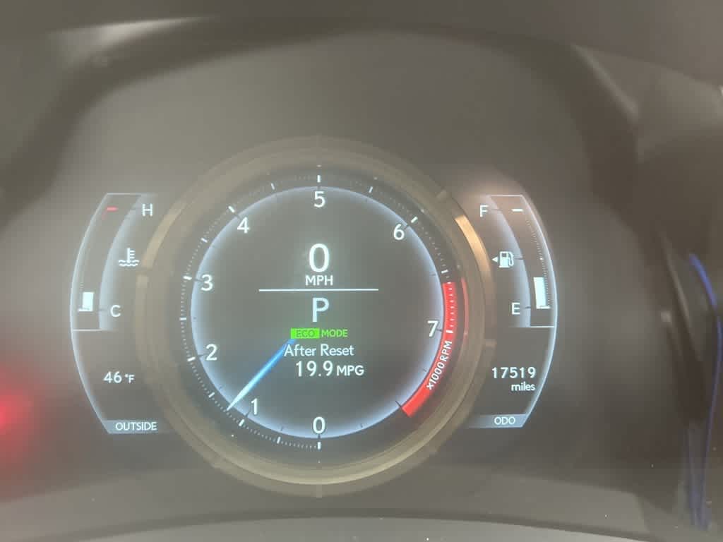 Thumbnail: 2016 Lexus IS - 2