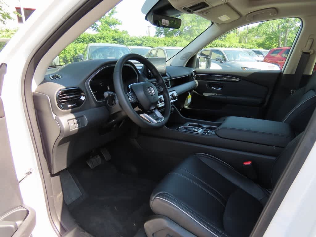 2025 Honda Pilot Elite 2