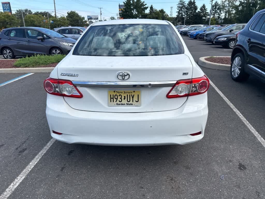 Thumbnail: 2011 Toyota Corolla - 7