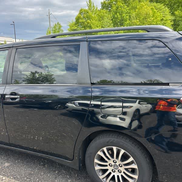Thumbnail: 2020 Toyota Sienna - 5