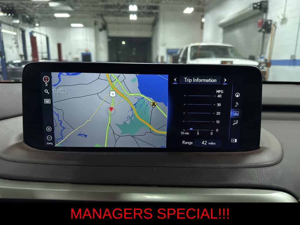 Thumbnail: 2020 Lexus RX - 20