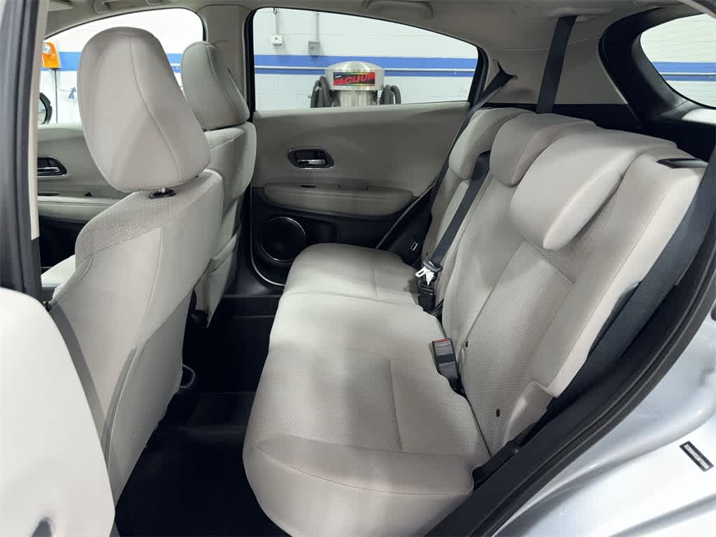 Thumbnail: 2018 Honda HR-V - 17