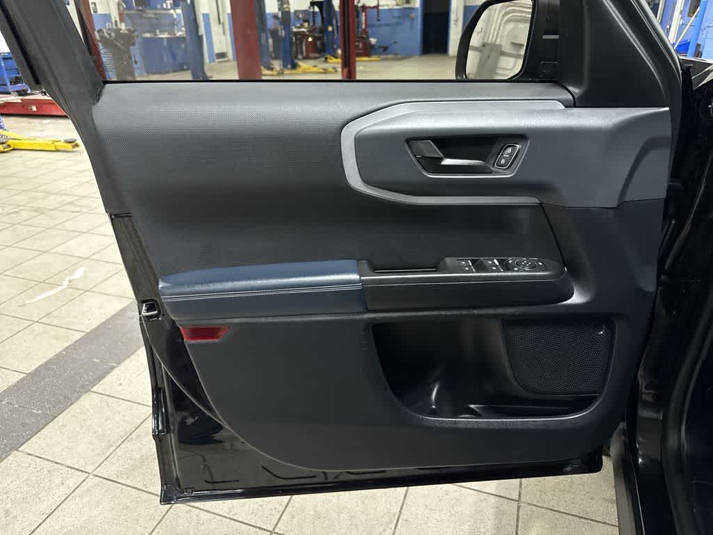 Thumbnail: 2021 Ford Bronco Sport - 28