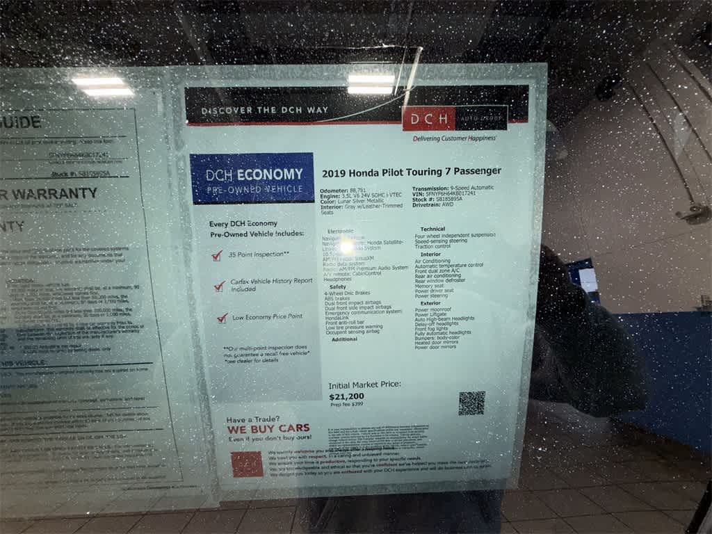 Thumbnail: 2019 Honda Pilot - 12