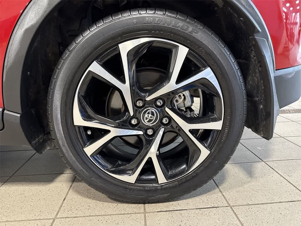 Thumbnail: 2020 Toyota C-HR - 10