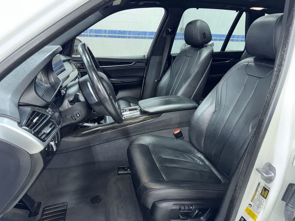 Thumbnail: 2018 BMW X5 - 15