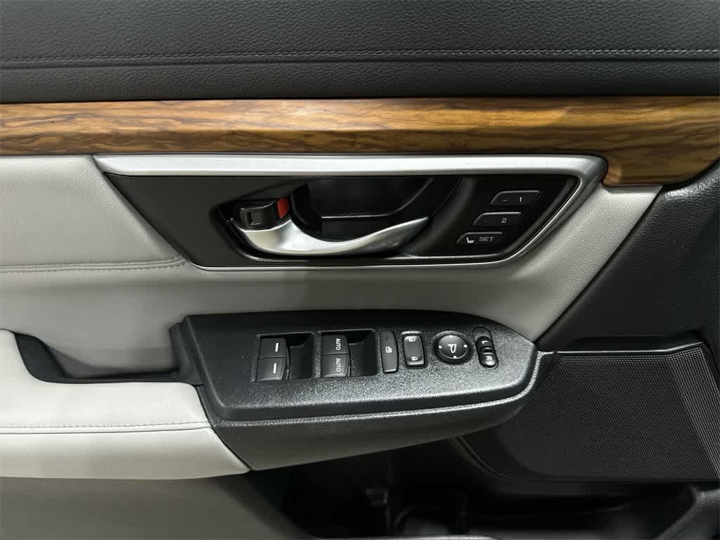 Thumbnail: 2018 Honda CR-V - 23