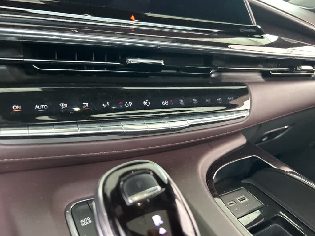 2022 Cadillac Escalade ESV Premium Luxury Platinum 29