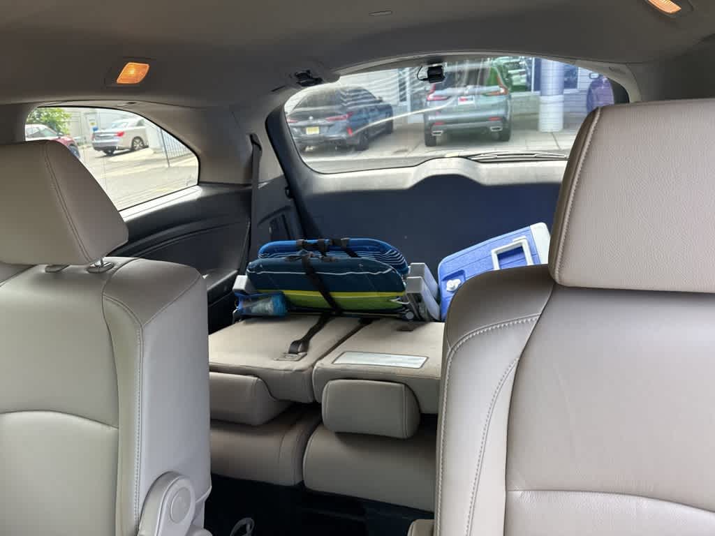 Thumbnail: 2019 Honda Odyssey - 16