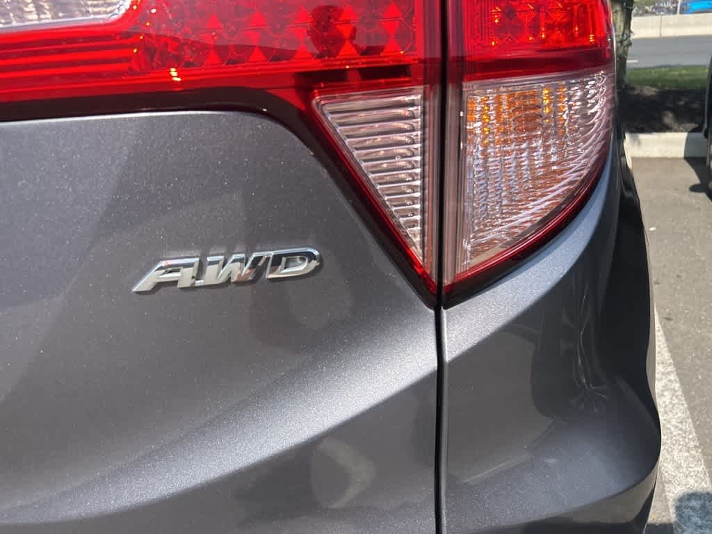Thumbnail: 2016 Honda HR-V - 21