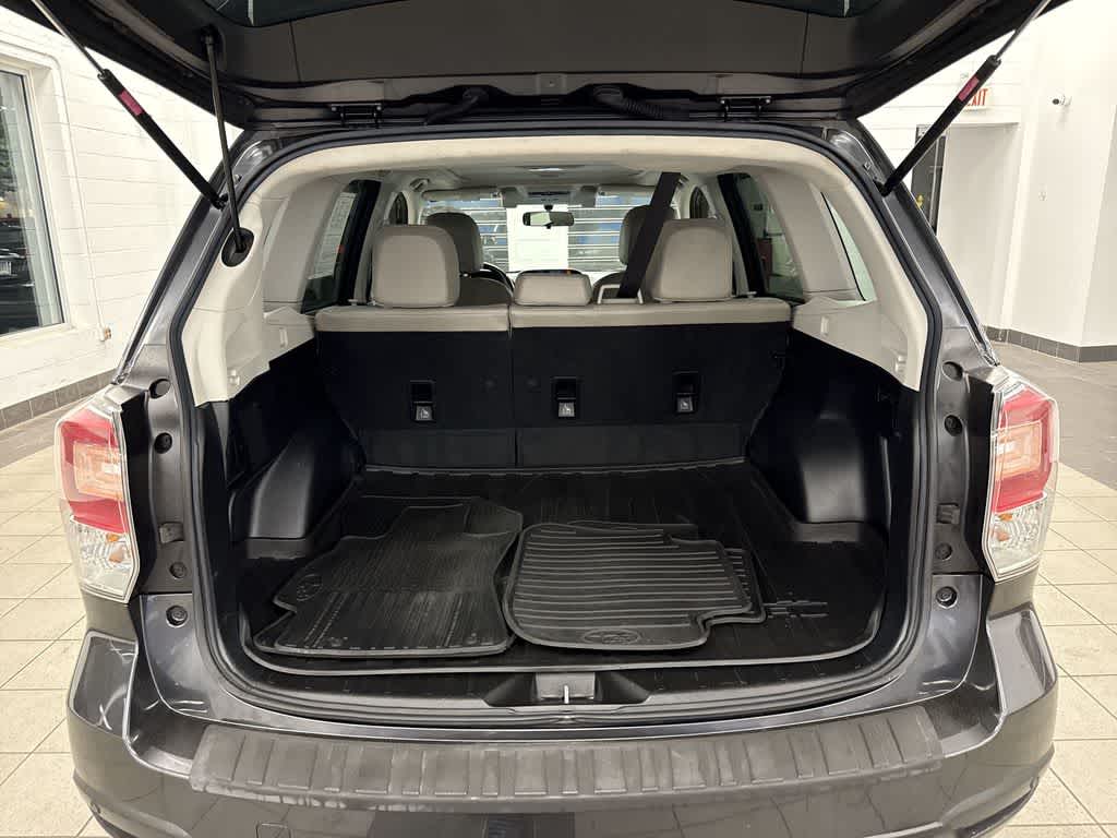 Thumbnail: 2018 Subaru Forester - 11