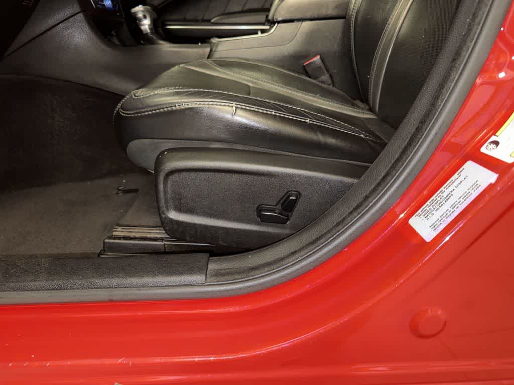 Thumbnail: 2016 Dodge Charger - 24