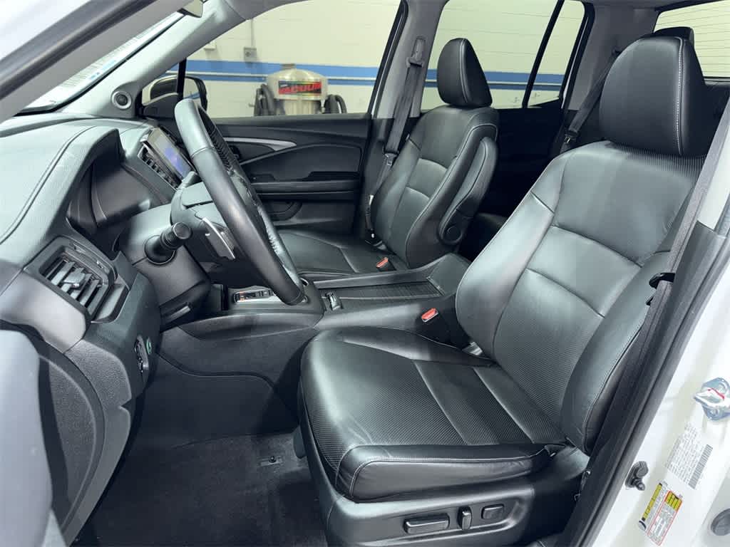 Thumbnail: 2023 Honda Ridgeline - 15