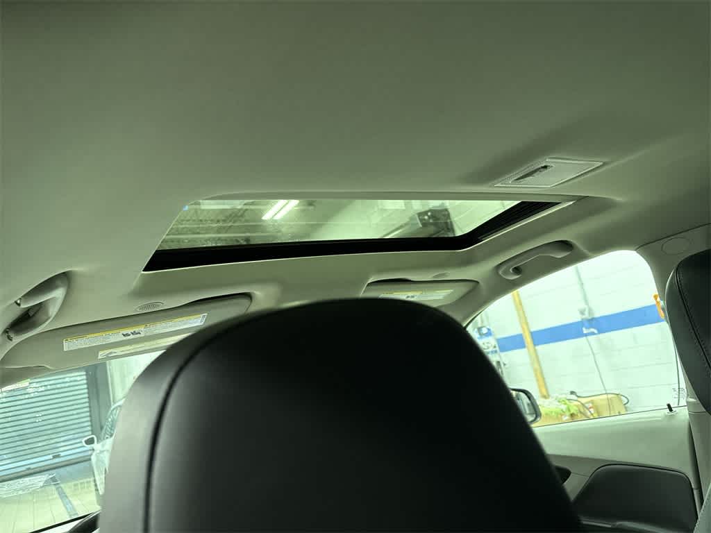 Thumbnail: 2016 Buick Encore - 25