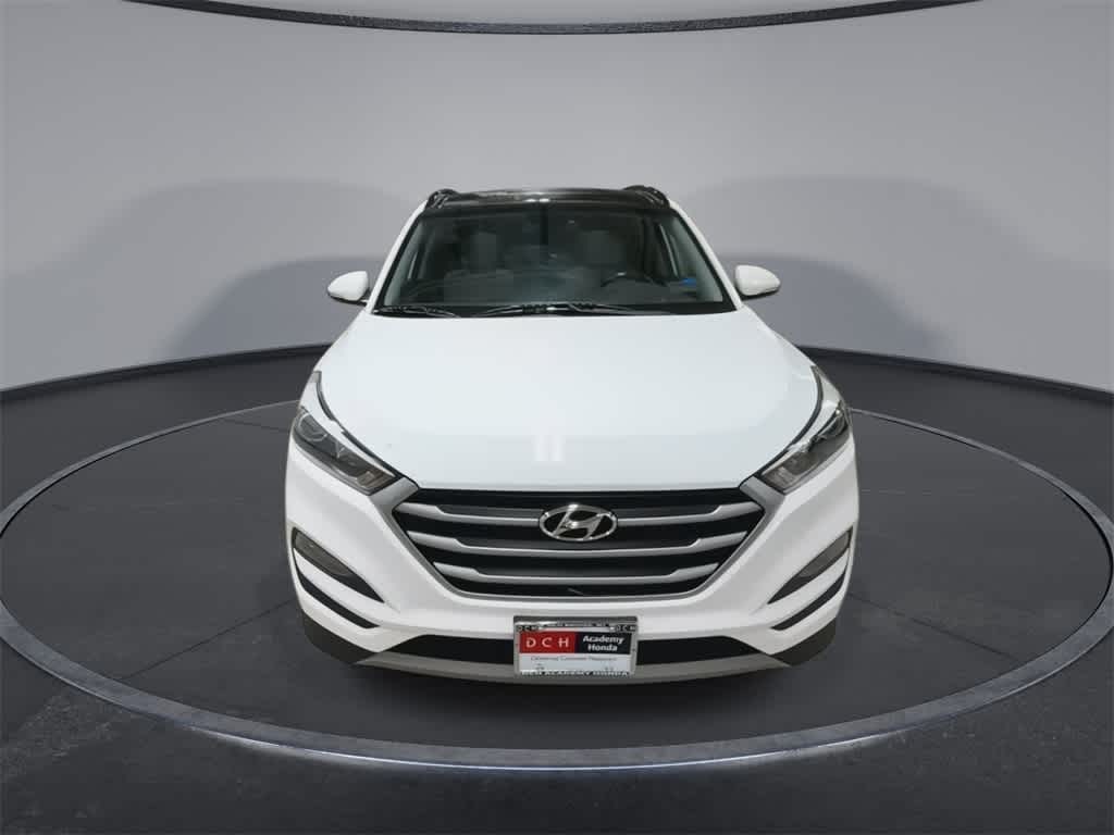 Thumbnail: 2018 Hyundai Tucson - 3