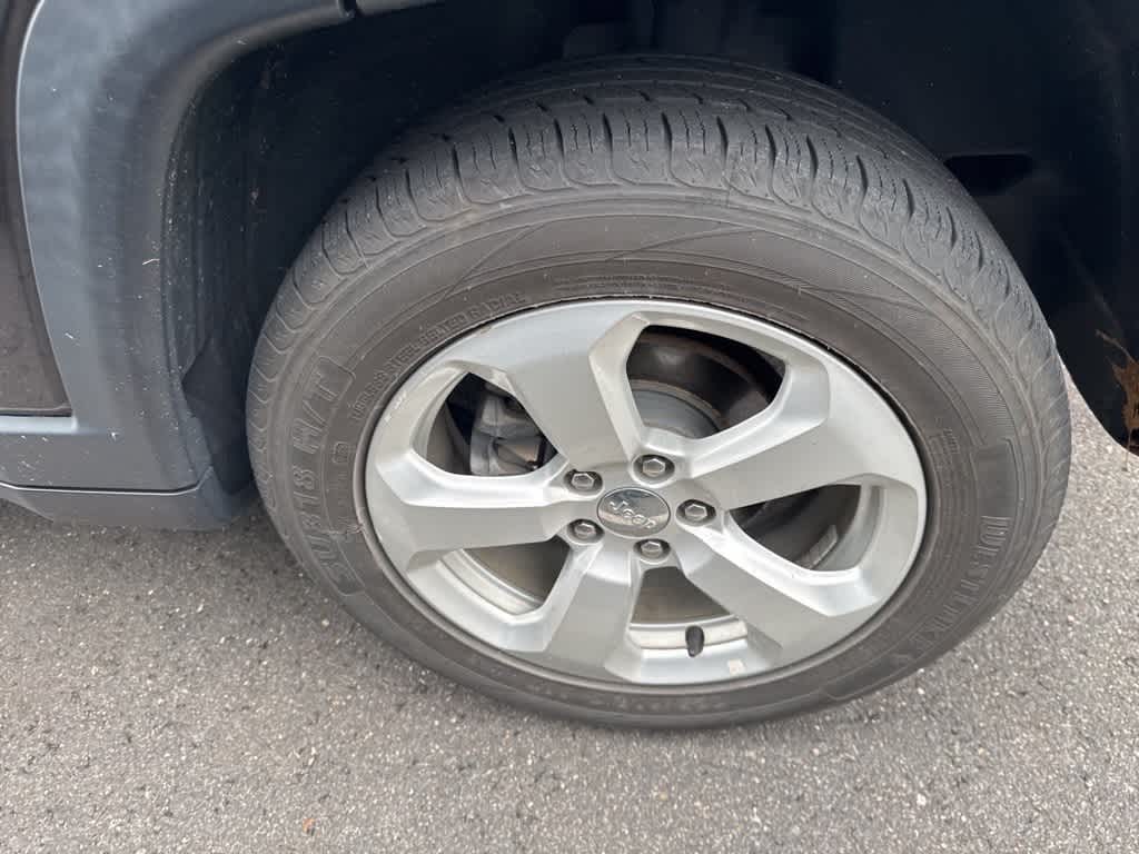 Thumbnail: 2019 Jeep Compass - 25