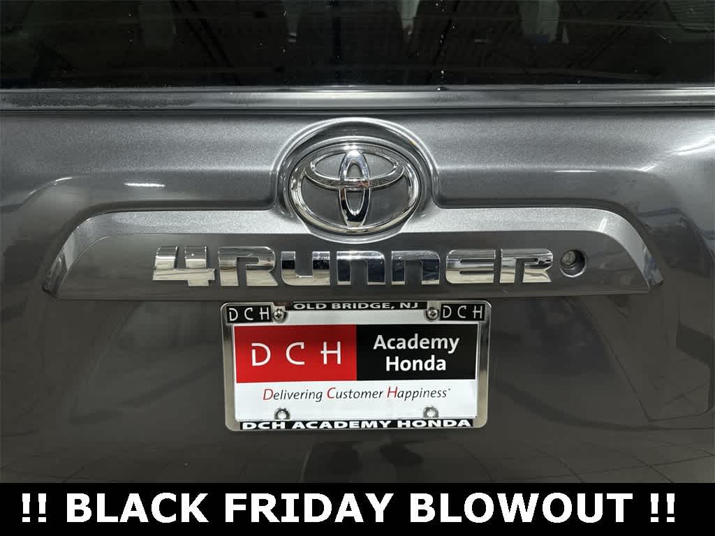 Thumbnail: 2020 Toyota 4Runner - 25