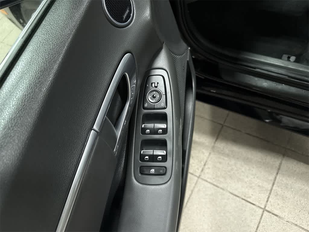 Thumbnail: 2023 Hyundai Sonata - 23