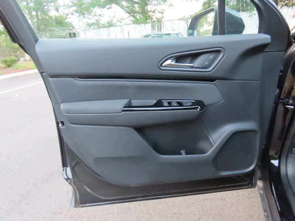 Thumbnail: 2026 Honda Prologue - 15