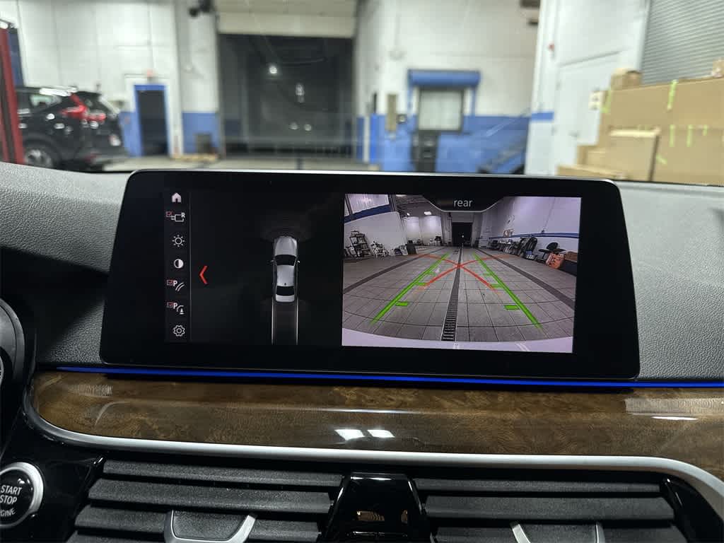 Thumbnail: 2019 BMW 5 Series - 26