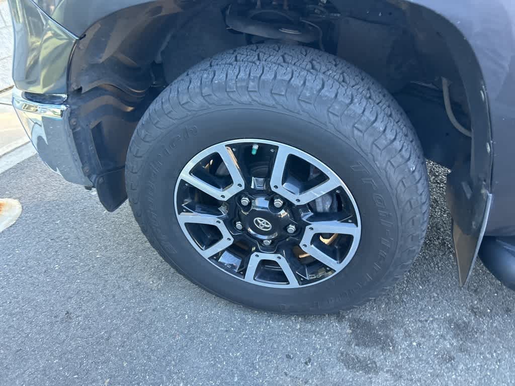 Thumbnail: 2020 Toyota Tundra - 25