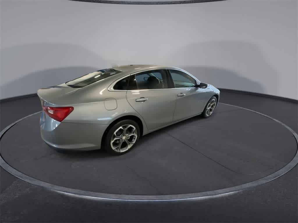Thumbnail: 2024 Chevrolet Malibu - 8