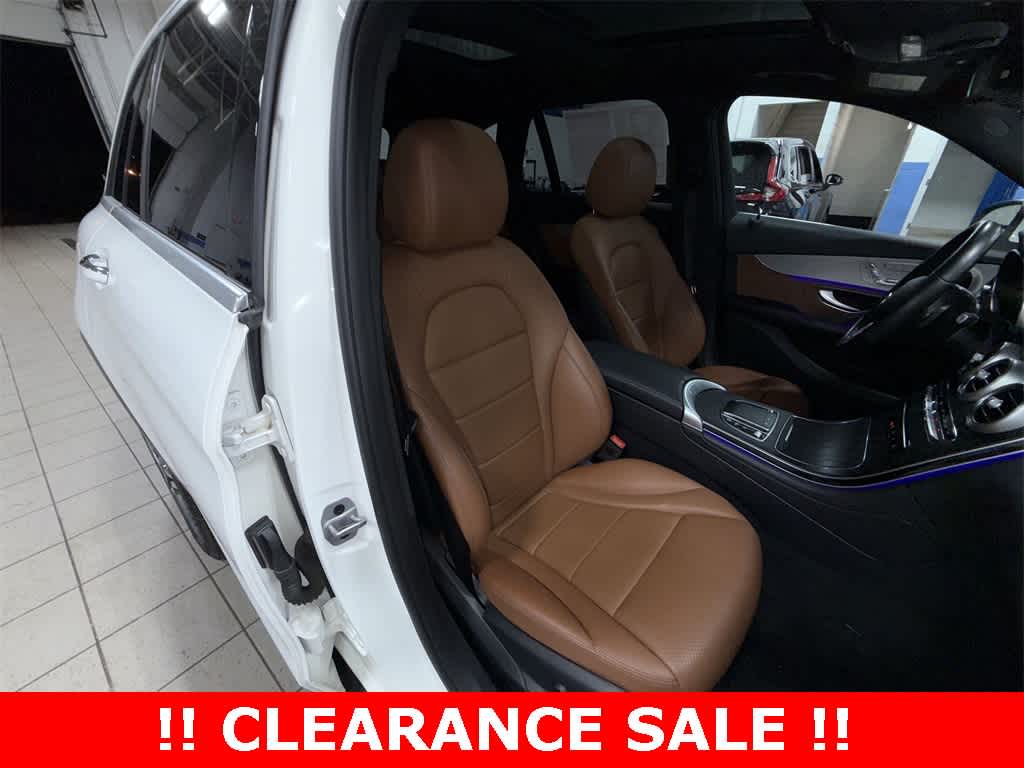 Thumbnail: 2022 Mercedes-Benz GLC - 16