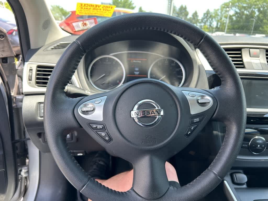 Thumbnail: 2019 Nissan Sentra - 17