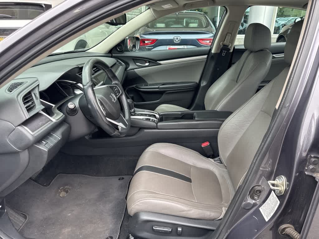 Thumbnail: 2016 Honda Civic - 12