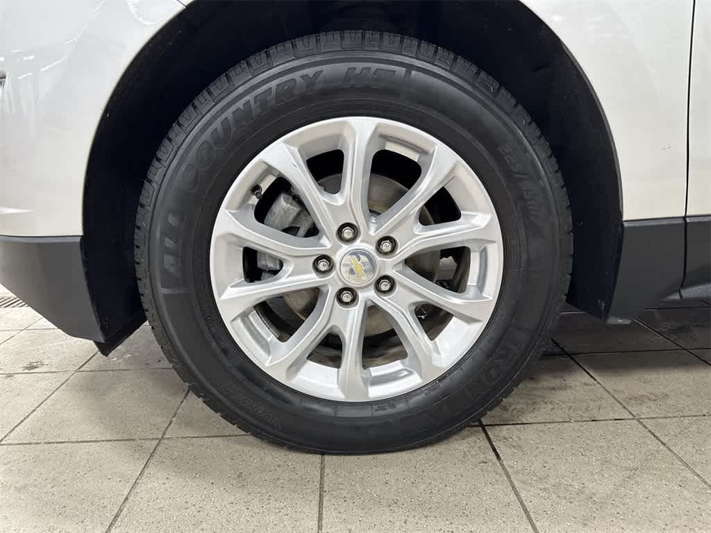Thumbnail: 2019 Chevrolet Equinox - 10