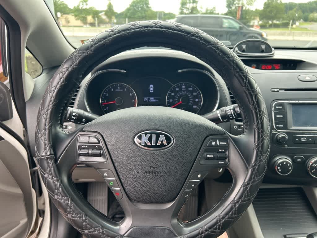 Thumbnail: 2016 Kia Forte - 7