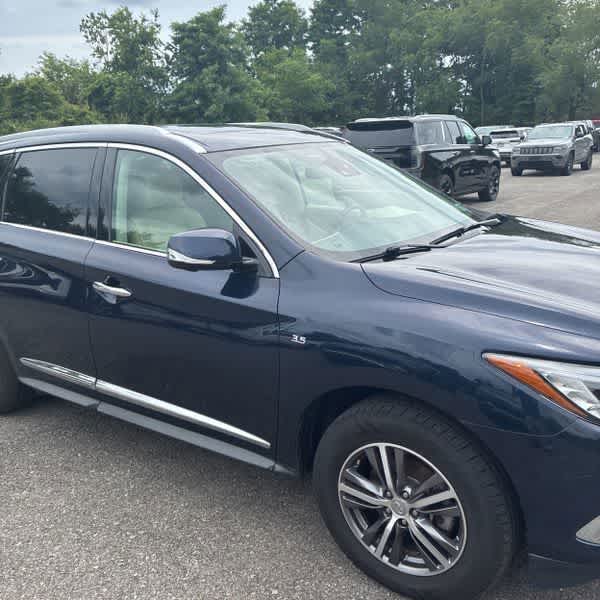 Thumbnail: 2019 INFINITI QX60 - 12