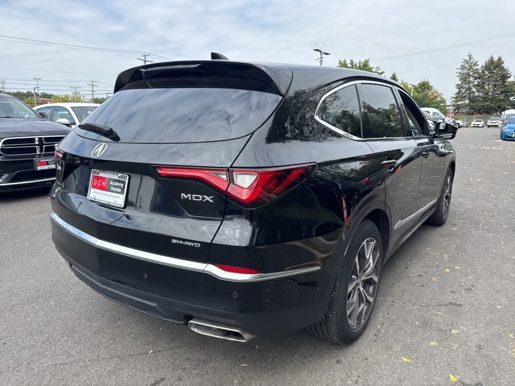 Thumbnail: 2023 Acura MDX - 4