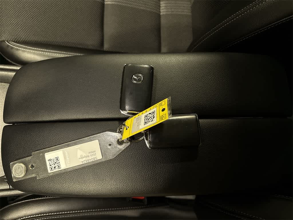 Thumbnail: 2023 Mazda CX-50 - 32