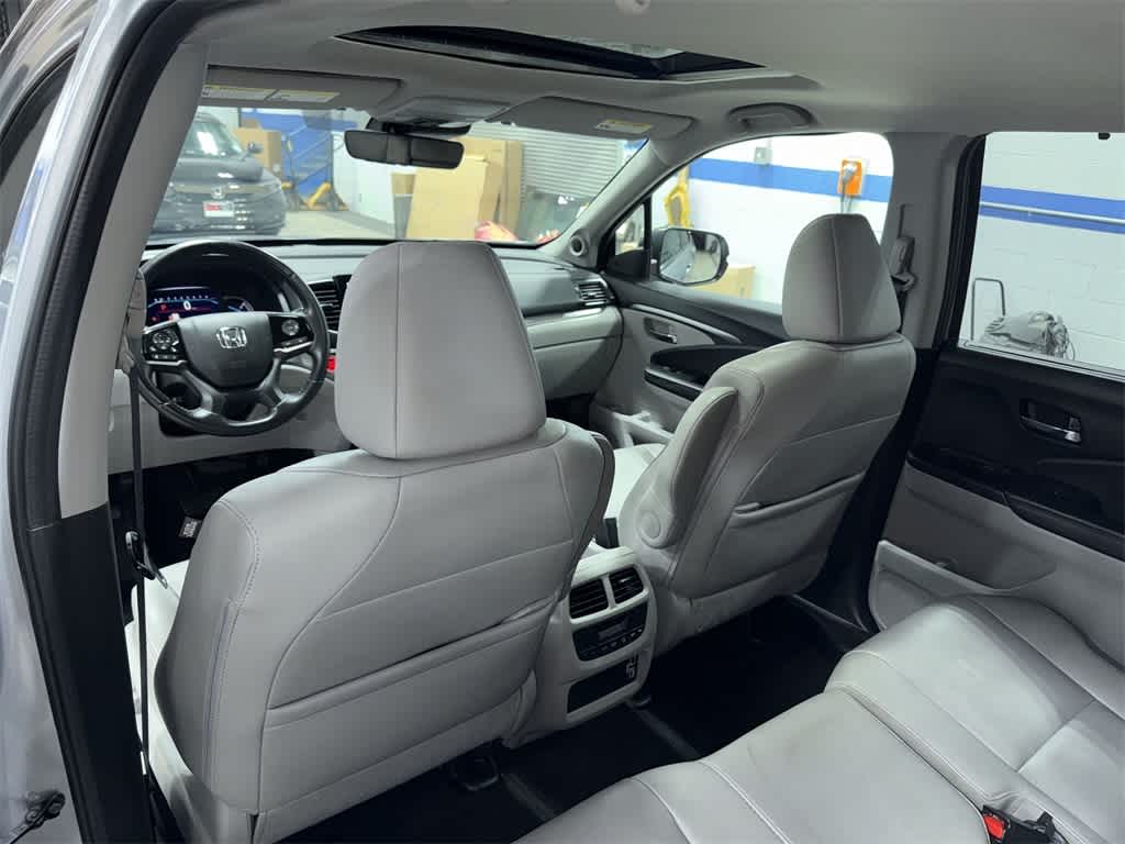 Thumbnail: 2022 Honda Pilot - 29