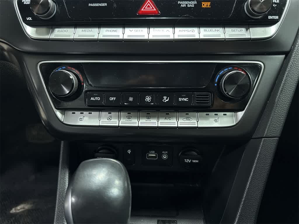 Thumbnail: 2019 Hyundai Sonata - 21