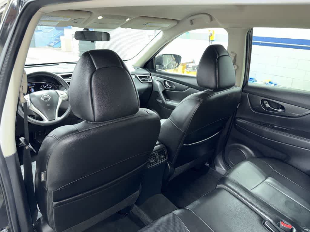 Thumbnail: 2016 Nissan Rogue - 27